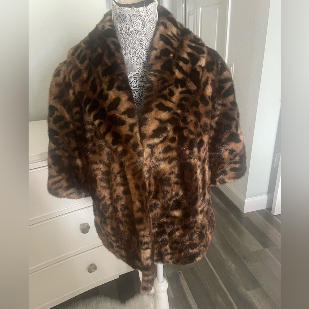 CALVIN KLEIN FAUX FUR JACKET SZ S NEW